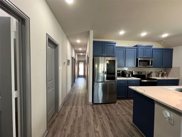 100 Elm Street, Lone Oak, TX 75453