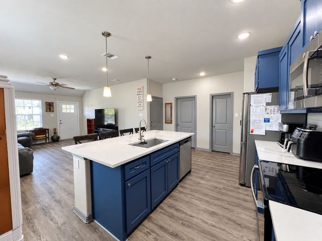 100 Elm Street, Lone Oak, TX 75453