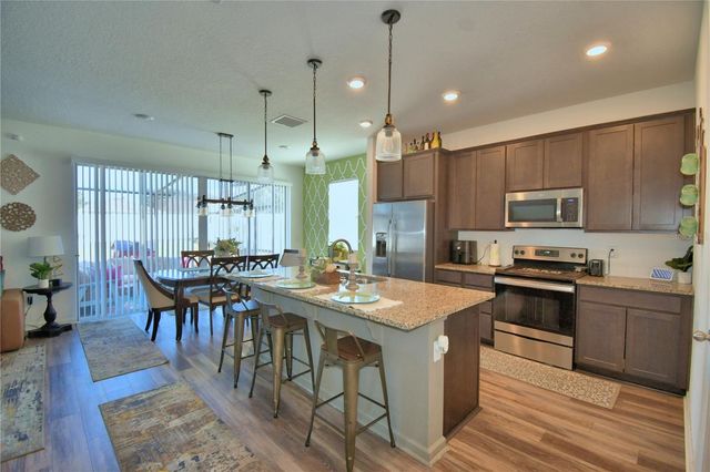 1737 HILL TOP DRIVE, Dundee, FL 33838