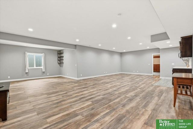 11618 S 110 Street, Papillion, NE 68046