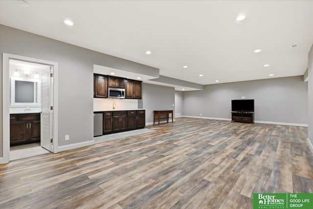 11618 S 110 Street, Papillion, NE 68046