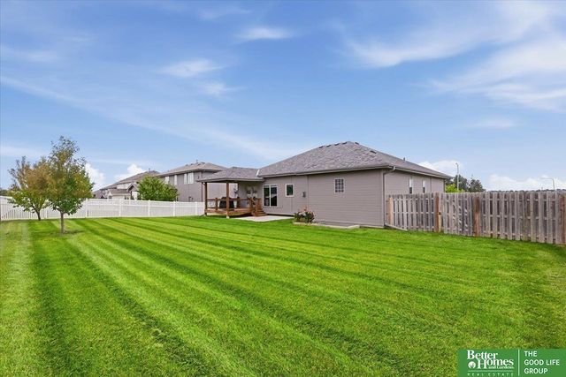11618 S 110 Street, Papillion, NE 68046