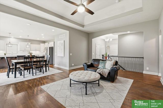 11618 S 110 Street, Papillion, NE 68046
