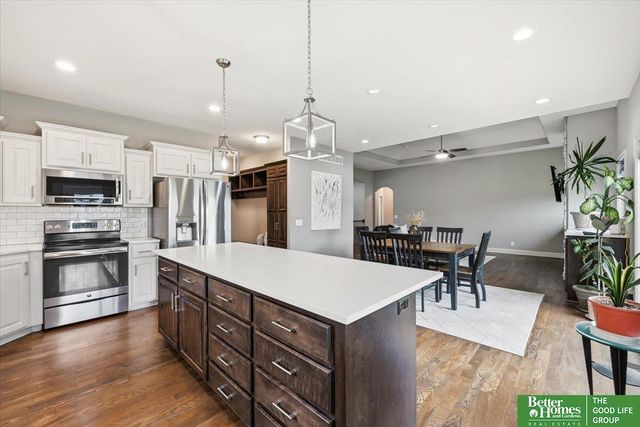 11618 S 110 Street, Papillion, NE 68046