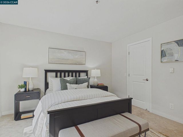 6400 Christie Ave 2202, Emeryville, CA 94608