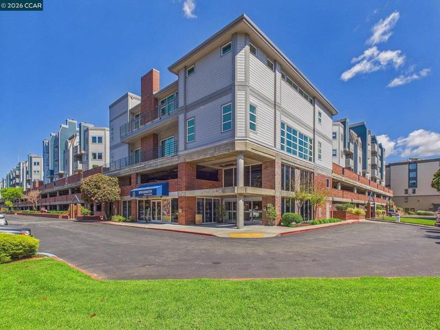 6400 Christie Ave 2202, Emeryville, CA 94608