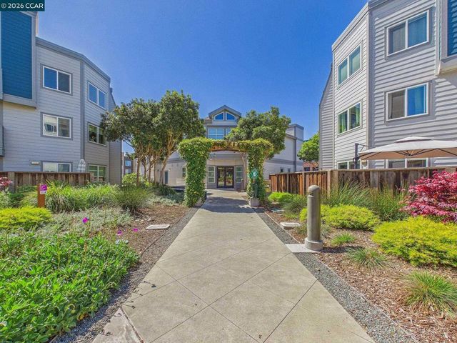 6400 Christie Ave 2202, Emeryville, CA 94608