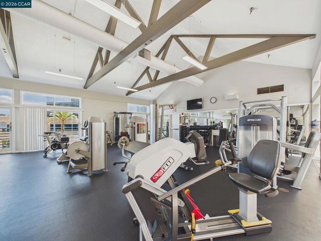 6400 Christie Ave 2202, Emeryville, CA 94608