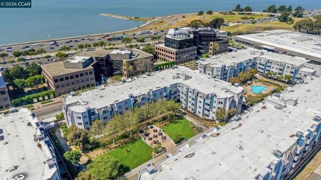 6400 Christie Ave 2202, Emeryville, CA 94608
