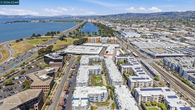 6400 Christie Ave 2202, Emeryville, CA 94608