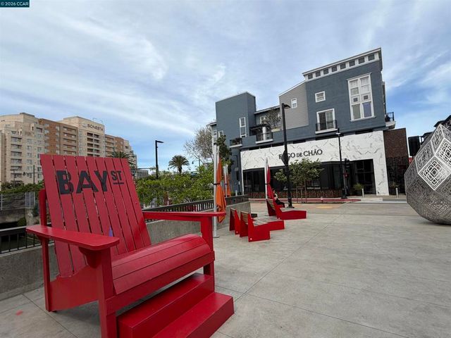 6400 Christie Ave 2202, Emeryville, CA 94608