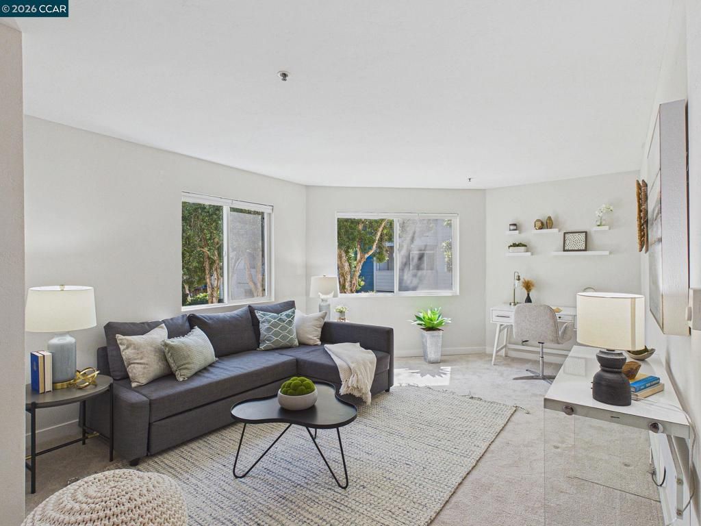 6400 Christie Ave 2202, Emeryville, CA 94608