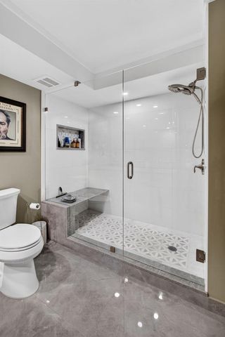 5510 N Ocean Drive 2d, Singer Island, FL 33404