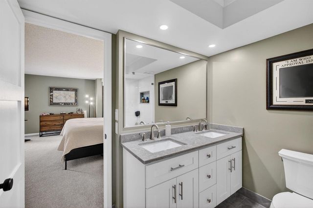 5510 N Ocean Drive 2d, Singer Island, FL 33404