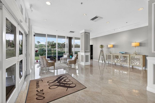 5510 N Ocean Drive 2d, Singer Island, FL 33404