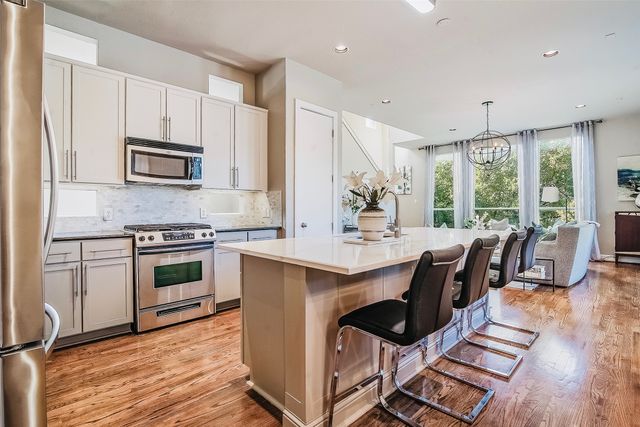 1333 Saint Joseph Street 16, Dallas, TX 75204