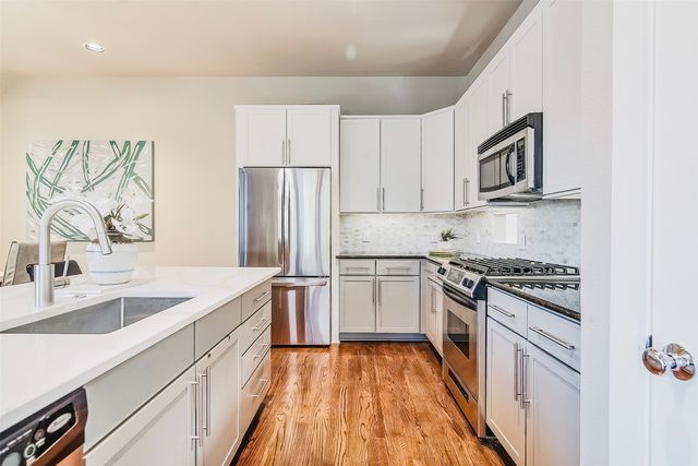 1333 Saint Joseph Street 16, Dallas, TX 75204