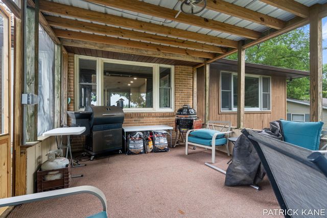 11501 S West County Line Road, Oakfield Twp, MI 48838
