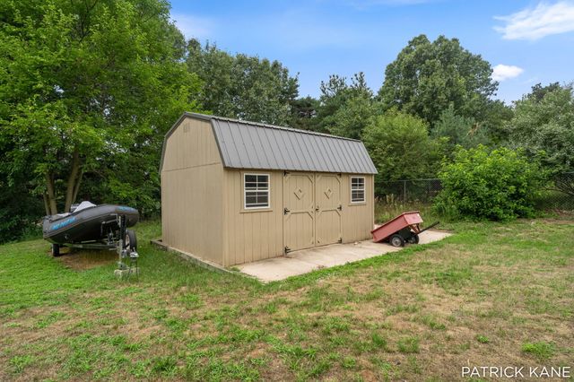 11501 S West County Line Road, Oakfield Twp, MI 48838