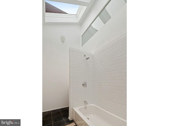 1340 E BERKS ST, Philadelphia, PA 19125