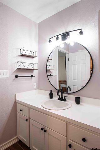 14230 Ridgewood St, Tyler, TX 75709