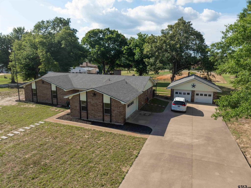 14230 Ridgewood St, Tyler, TX 75709