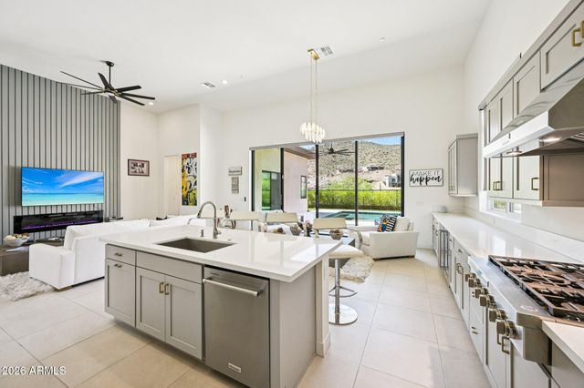 14554 N VALENCIA Drive, Fountain Hills, AZ 85268