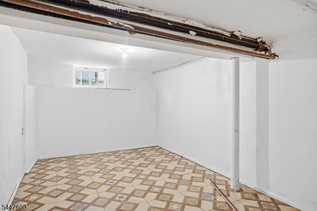 495 Totowa Ave, Paterson City, NJ 07522