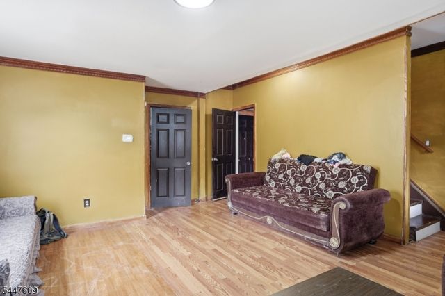 495 Totowa Ave, Paterson City, NJ 07522