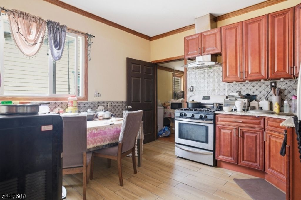495 Totowa Ave, Paterson City, NJ 07522 — photo 2
