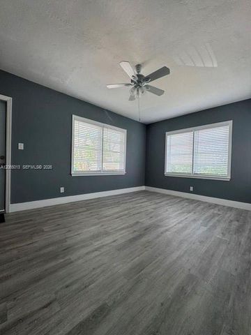 820 SE 12th Street 1, Fort Lauderdale, FL 33316