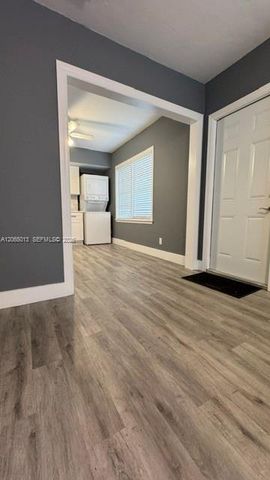 820 SE 12th Street 1, Fort Lauderdale, FL 33316