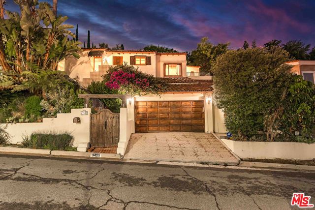 3425 Oak Glen Drive, Los Angeles, CA 90068