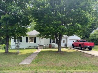 432 FRIDDLE Drive, High Point, NC 27260