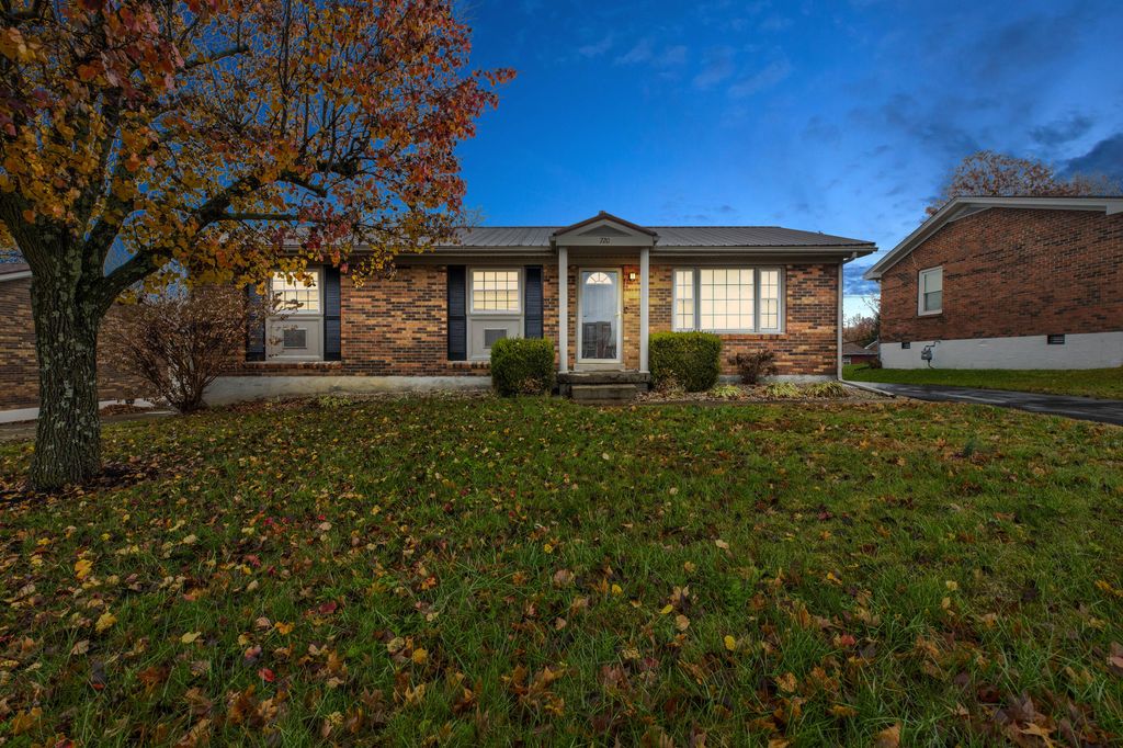 720 Estes Drive, Winchester, KY 40391