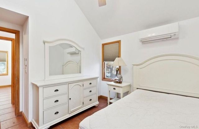 127 Inlet Road W, Hampton Bays, NY 11946