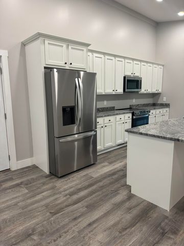 2991 E Hwy 619, Russell Springs, KY 42642
