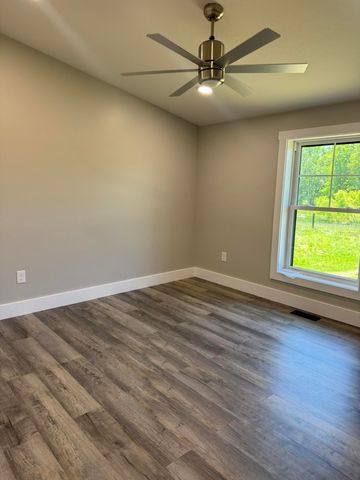 2991 E Hwy 619, Russell Springs, KY 42642