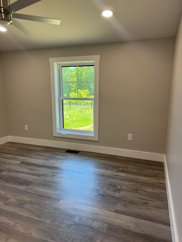 2991 E Hwy 619, Russell Springs, KY 42642