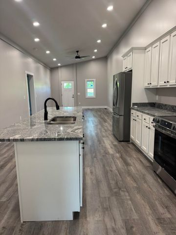 2991 E Hwy 619, Russell Springs, KY 42642