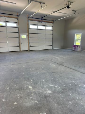 2991 E Hwy 619, Russell Springs, KY 42642