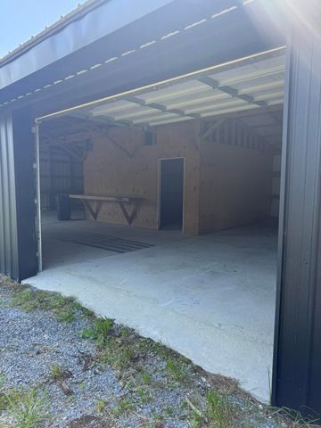 2991 E Hwy 619, Russell Springs, KY 42642