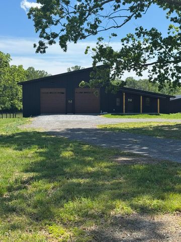 2991 E Hwy 619, Russell Springs, KY 42642
