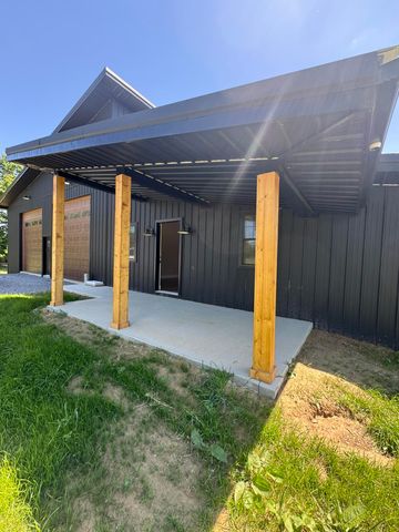 2991 E Hwy 619, Russell Springs, KY 42642