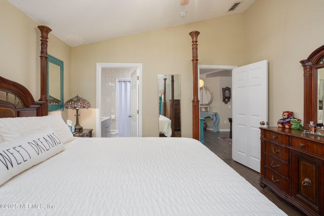 289 MAXWELL Drive, Welaka, FL 32193