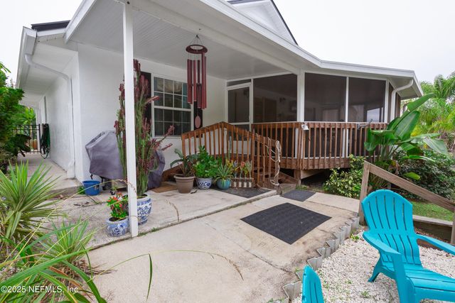 289 MAXWELL Drive, Welaka, FL 32193