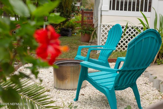 289 MAXWELL Drive, Welaka, FL 32193