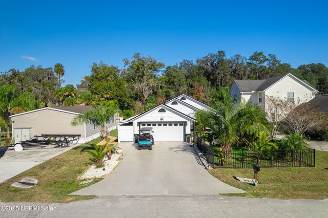 289 MAXWELL Drive, Welaka, FL 32193