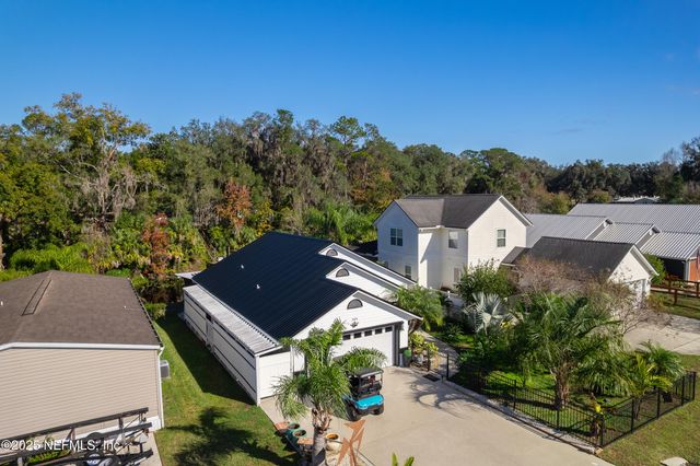 289 MAXWELL Drive, Welaka, FL 32193