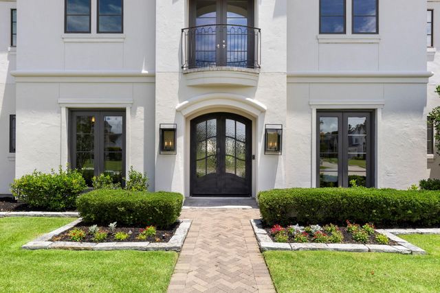 6806 E Warwick Lake Lane, Spring, TX 77389
